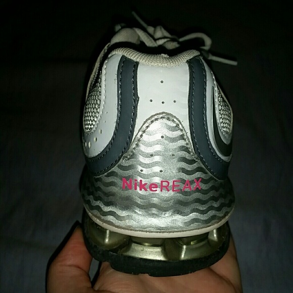 Women's Nike Shoes - Picture 4 of 6